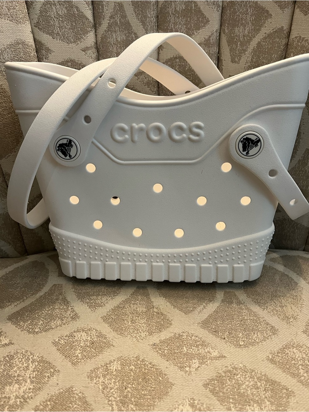CROCS White Classic Croslite Tote